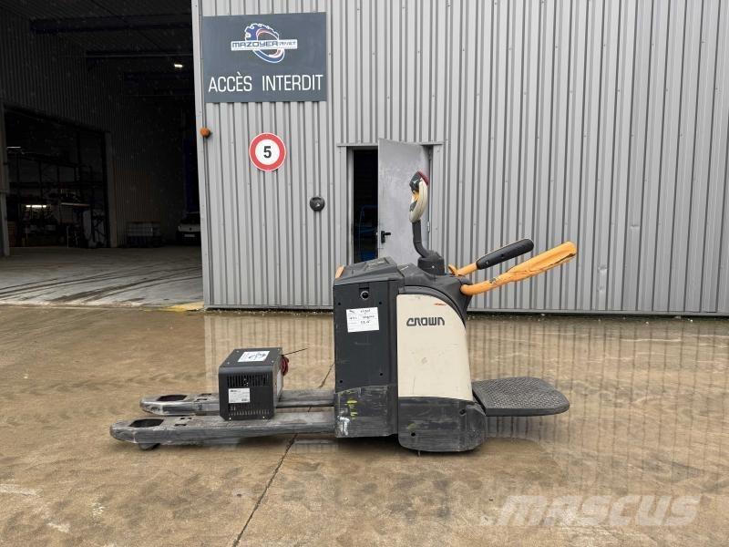 Crown WT 3000 Niedergabelstapler