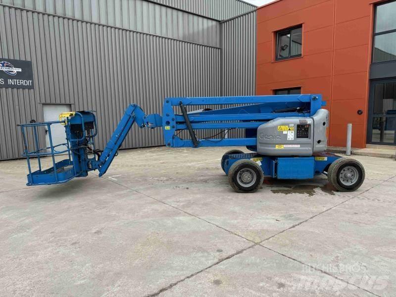 Genie Z45/25 Gelenkteleskoparbeitsbühnen