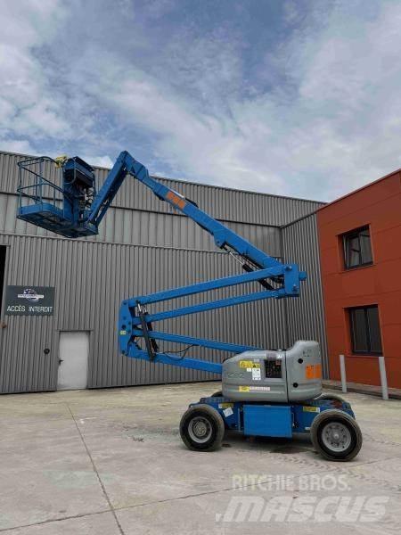 Genie Z45/25 Gelenkteleskoparbeitsbühnen