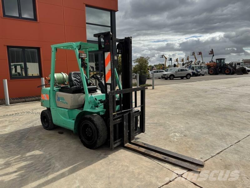 Mitsubishi FG30 Andere Gabelstapler