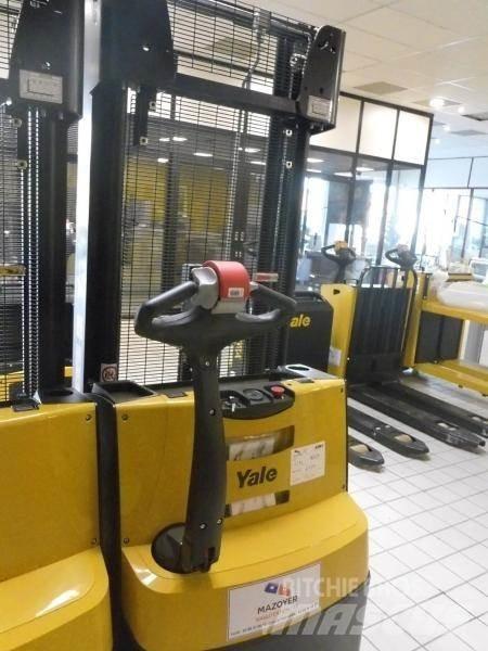 Yale MS 12 AC Deichselstapler