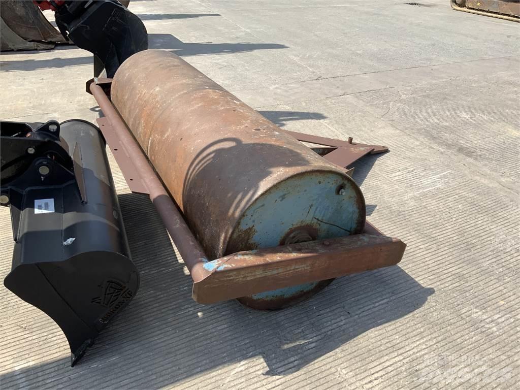  8FT Field Roller Sonstige Landmaschinen