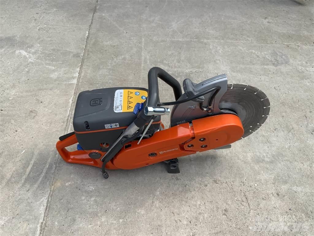 Husqvarna K770 Saw Sonstige Landmaschinen