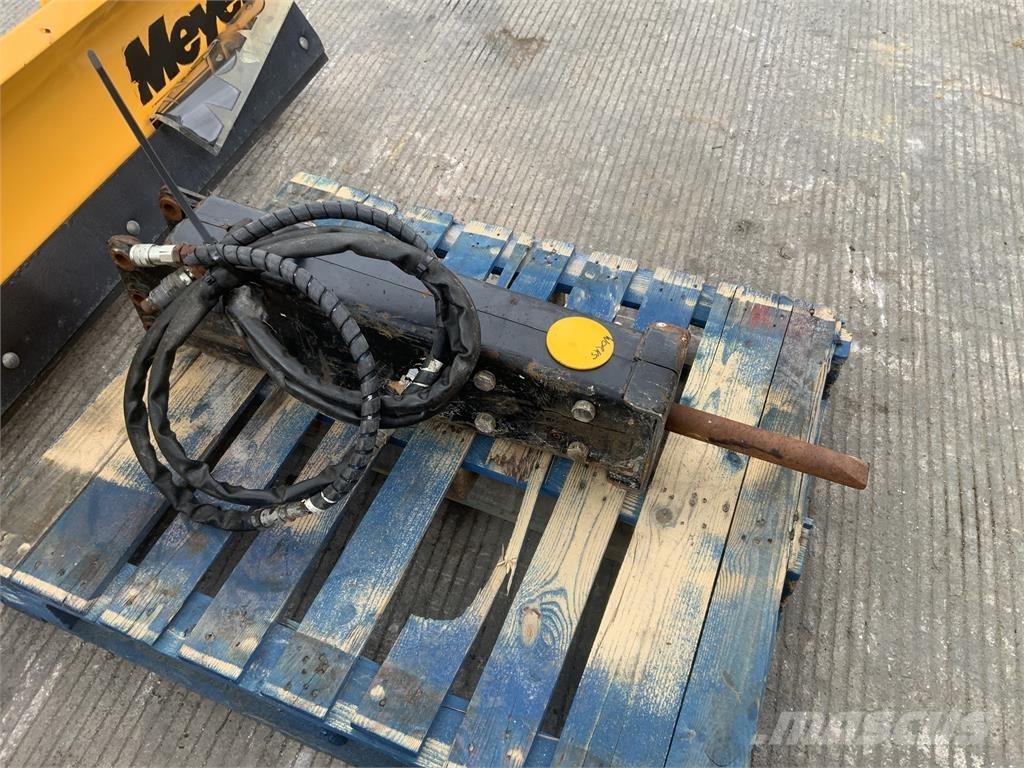 JCB Breaker Sonstige Landmaschinen