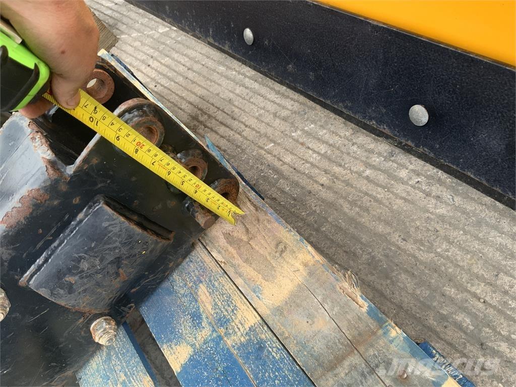JCB Breaker Sonstige Landmaschinen