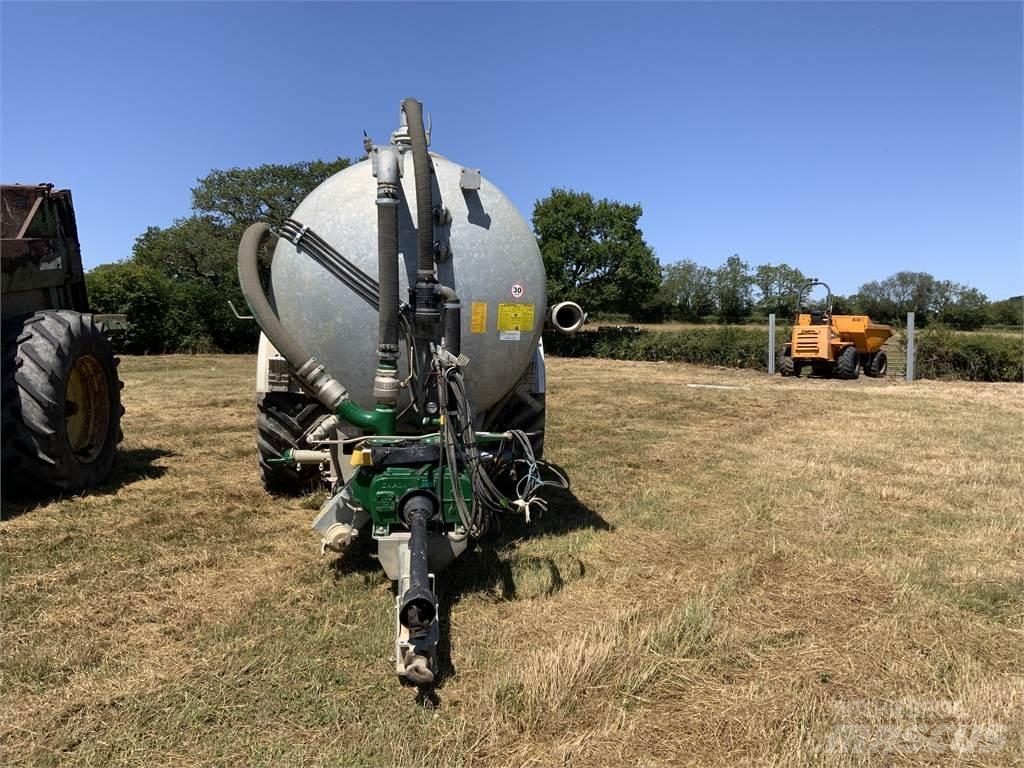 Major LGP 2400 Tanker Sonstige Landmaschinen