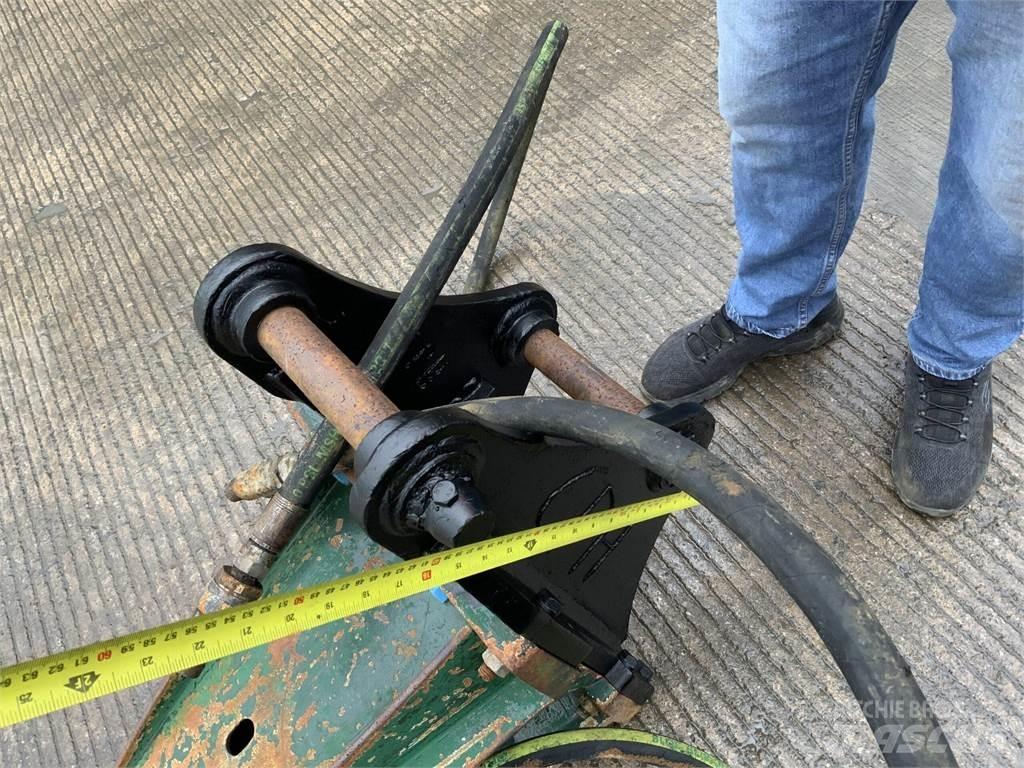Montabert Breaker Sonstige Landmaschinen