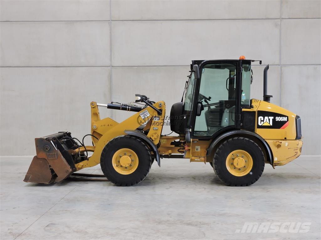 CAT 906M + FORK Radlader