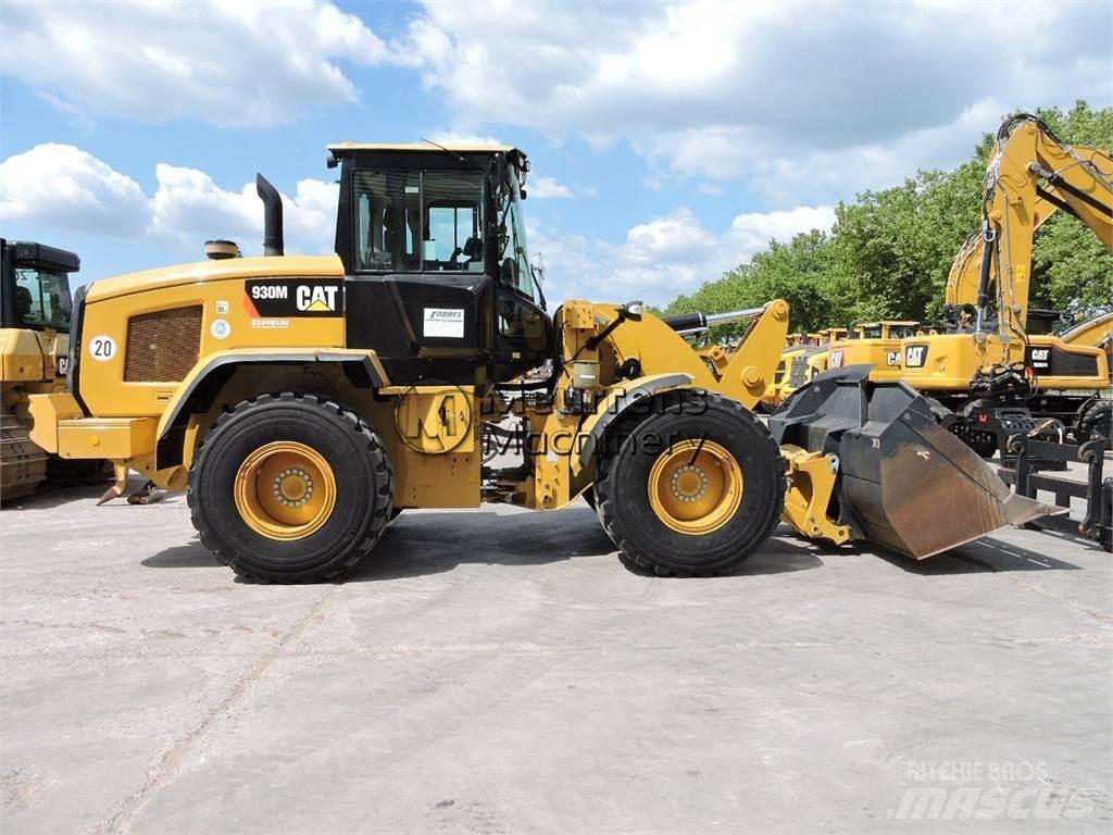 CAT 930M Radlader
