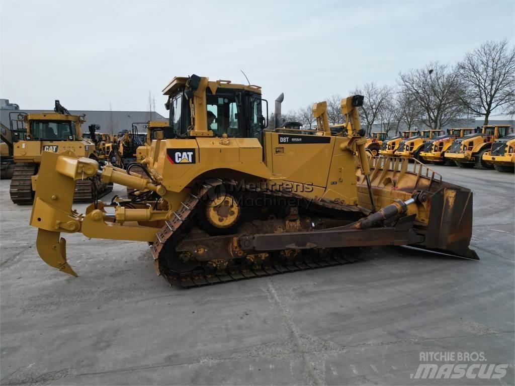 CAT D8T Planierraupen