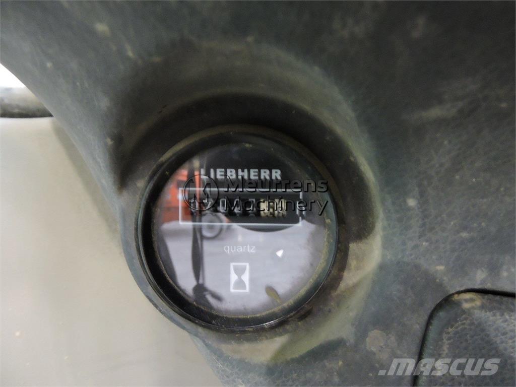 Liebherr A312 Wheeled excavators