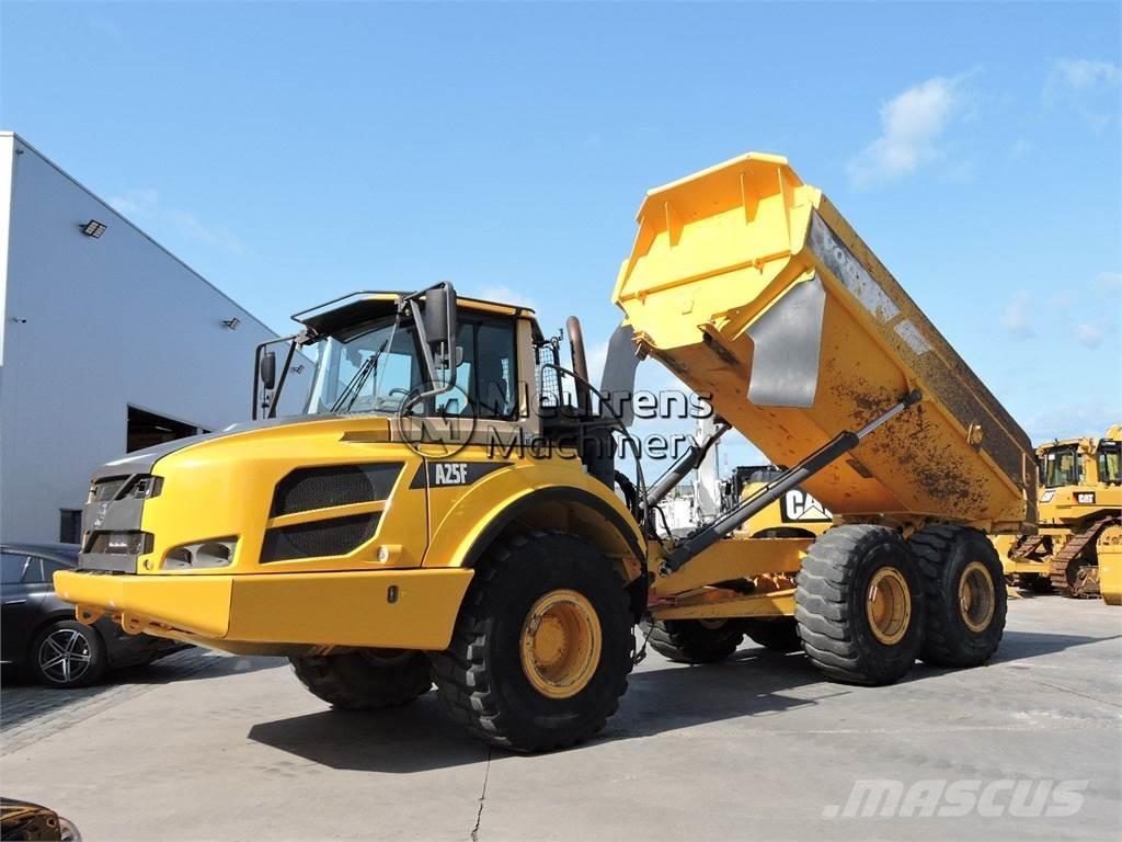 Volvo A25F Dumper - Knickgelenk