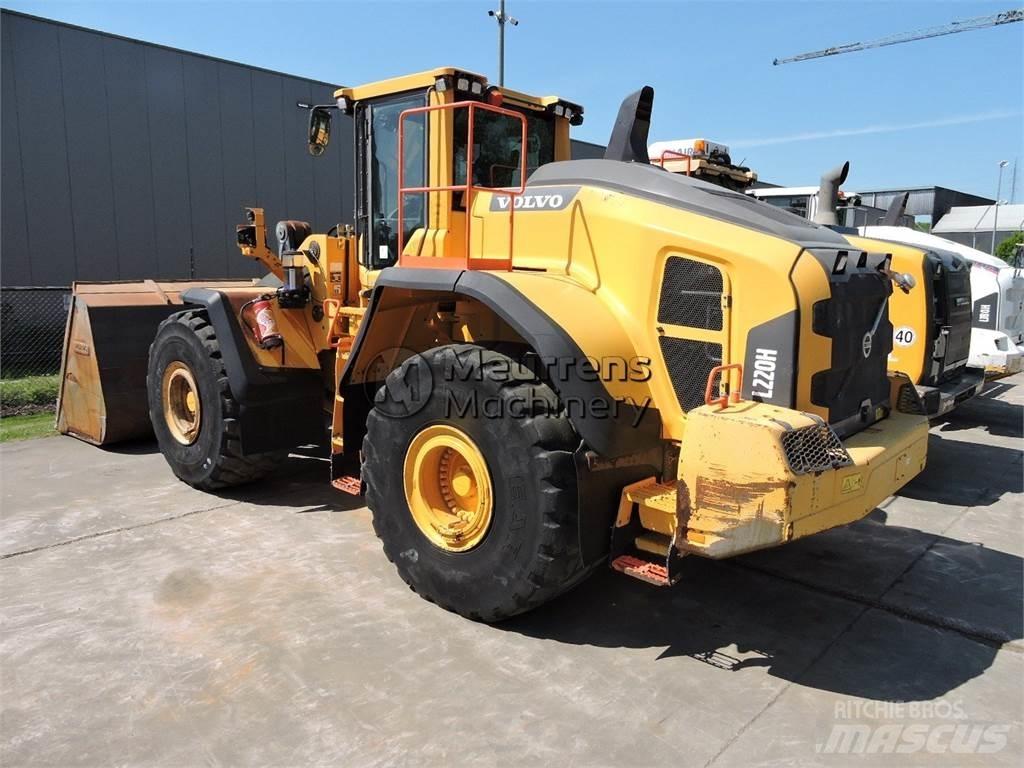 Volvo L220H Radlader