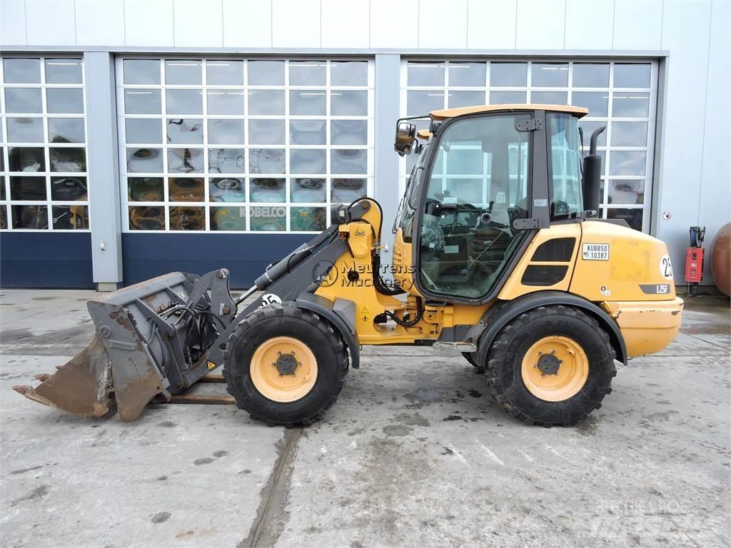 Volvo L25F + FORK Radlader