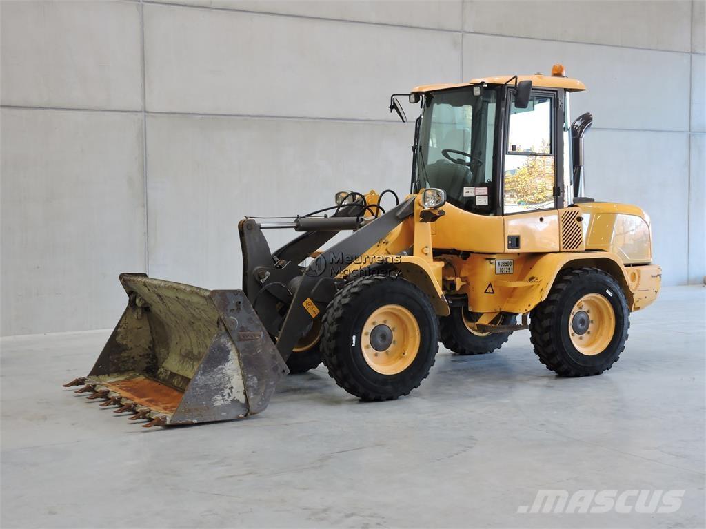 Volvo L30G Radlader
