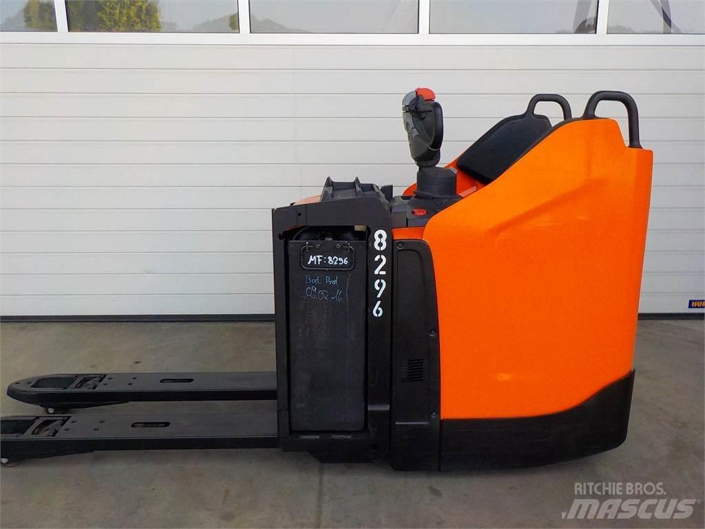 BT LPE200 Niedergabelstapler