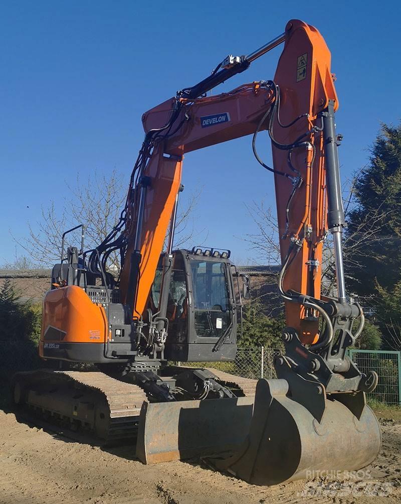 Develon DX 235 LCR-7 Raupenbagger