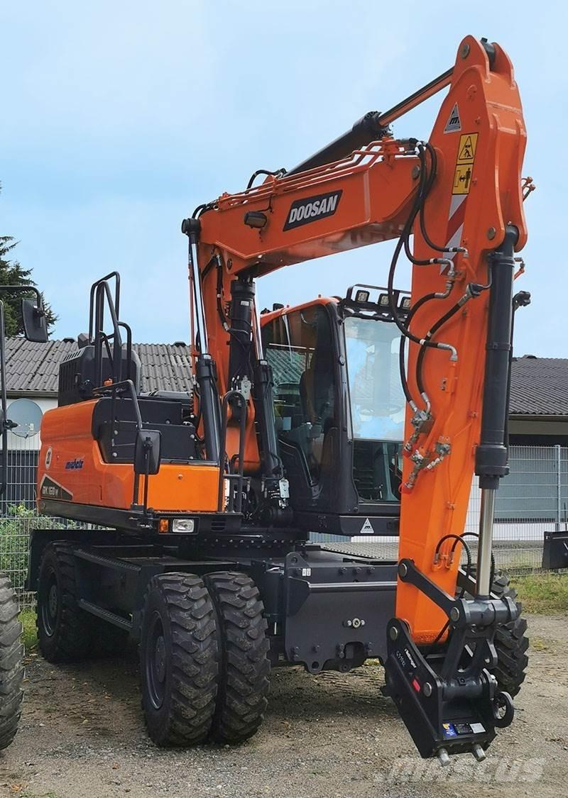 Doosan DX 160 W-7 Mobilbagger