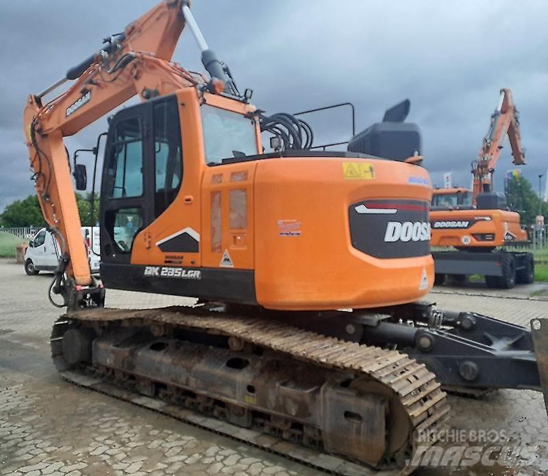 Doosan DX 235 LCR-7 Raupenbagger