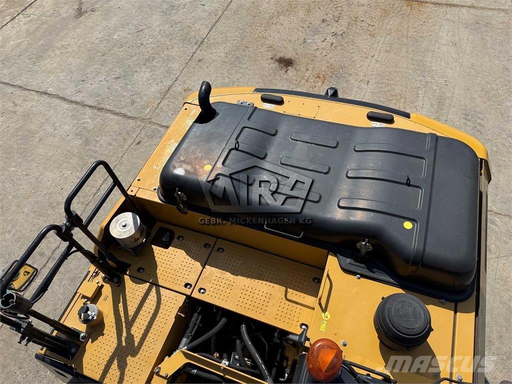 CAT 323 EL Raupenbagger