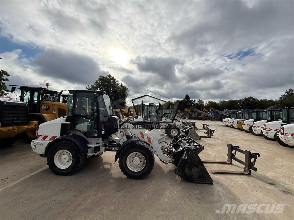 CAT 908 M Radlader