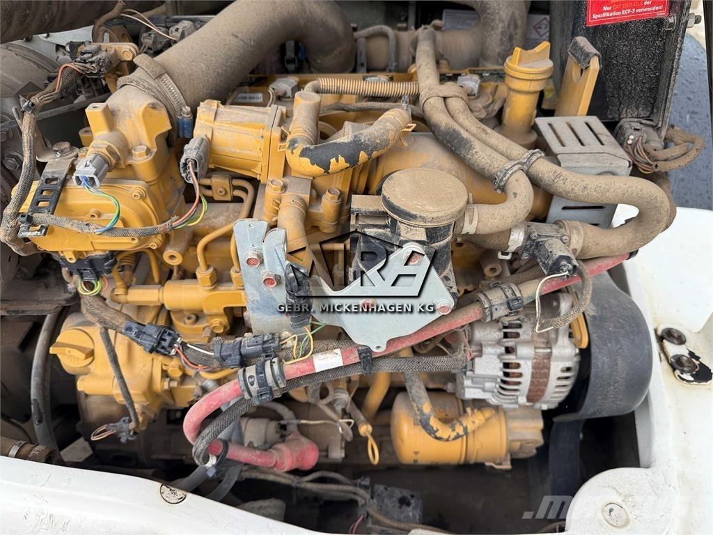 CAT 908M Radlader
