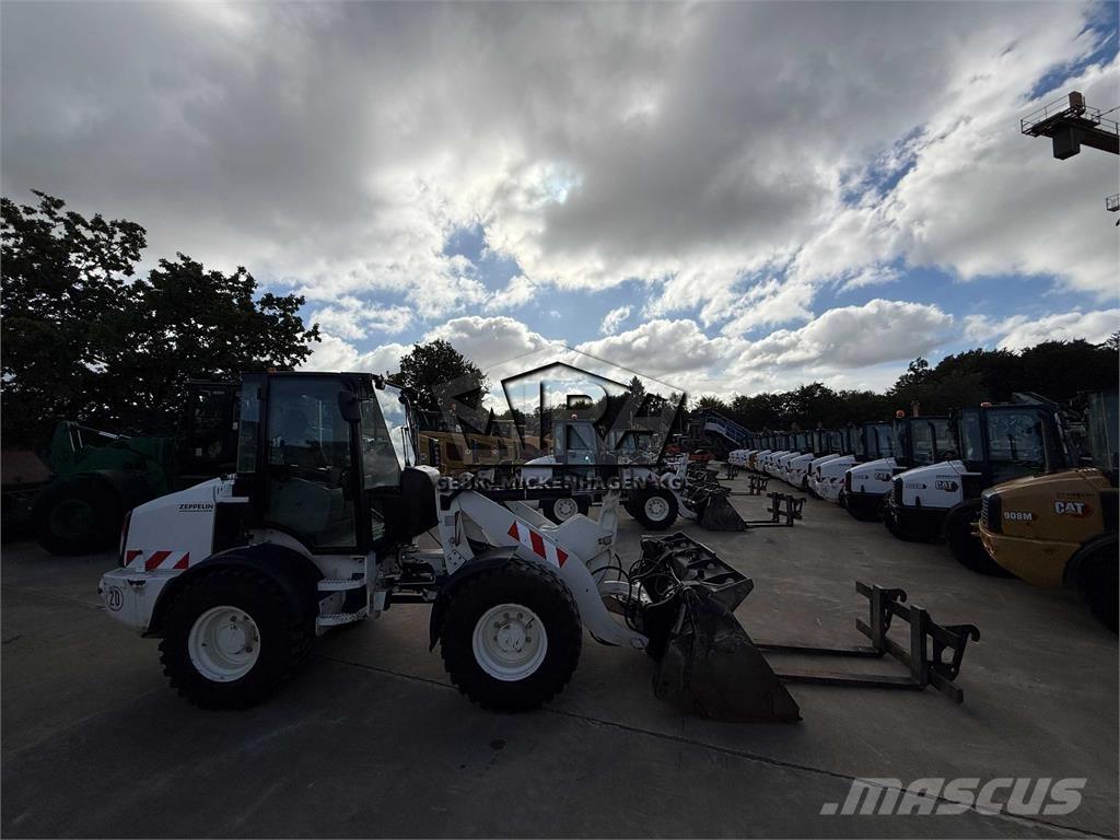 CAT 908M Radlader