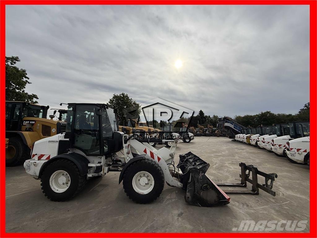 CAT 908M Radlader