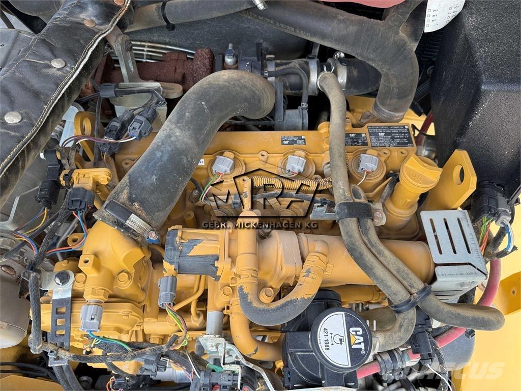 CAT 908M Radlader