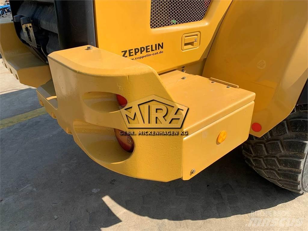 CAT 938M Radlader