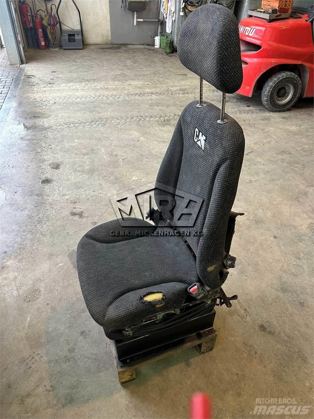 CAT 966 KXE / Sitz Kabinen