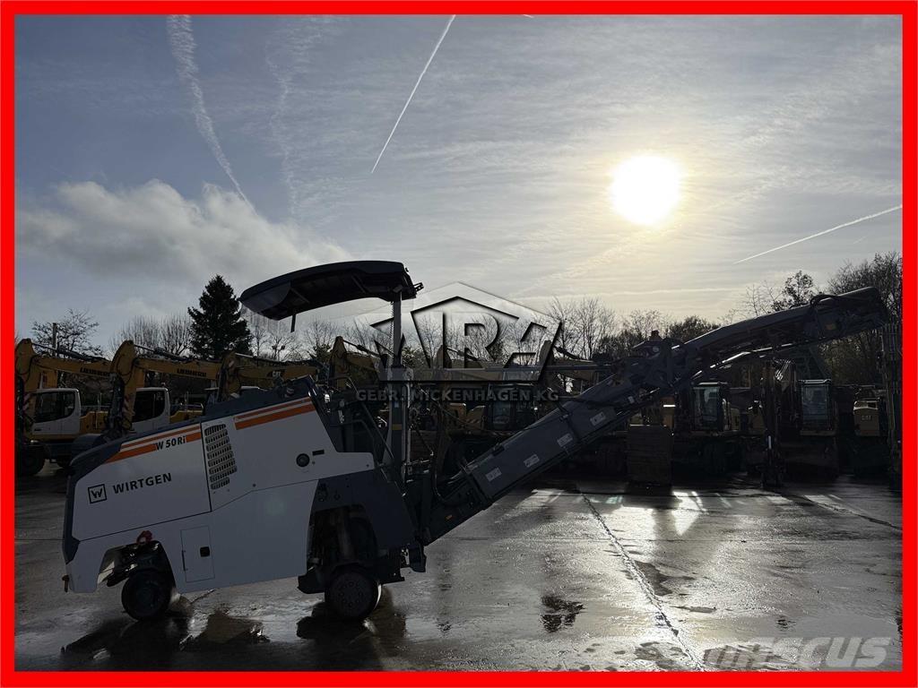 Wirtgen W 50 Ri Asphaltfräsen