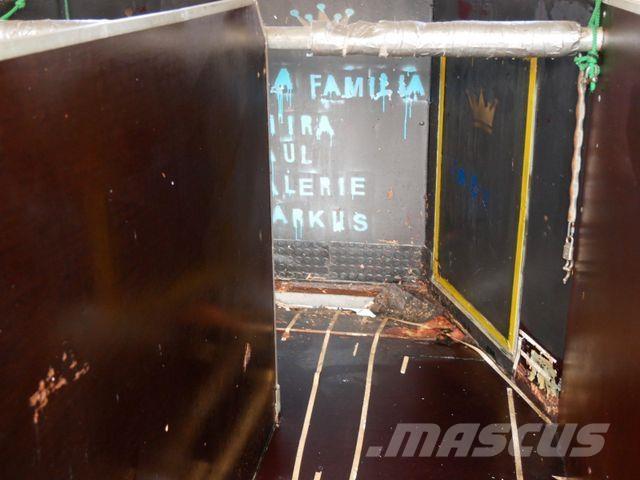  2 Pferde Viehtransportanhänger