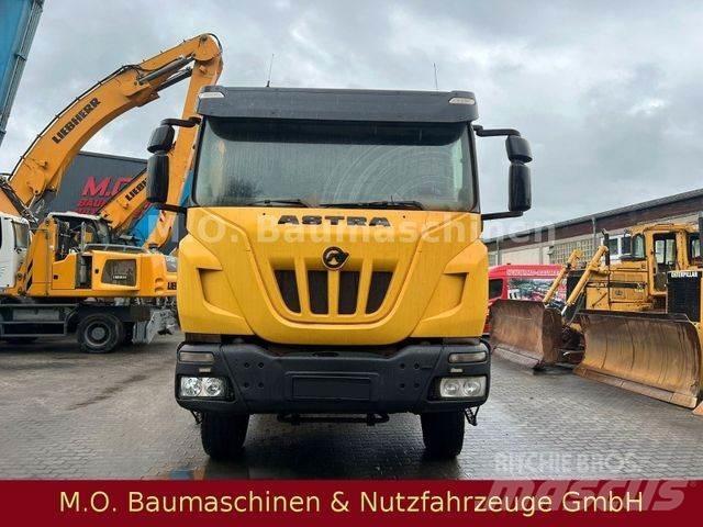 Astra HD 9 6444 /6x4 / Sattelzugmaschinen