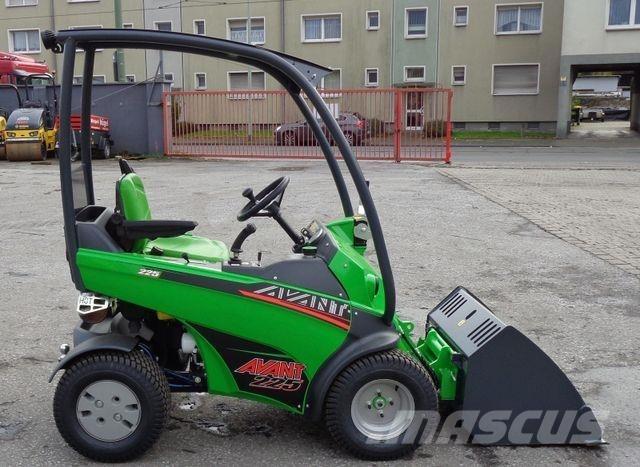 Avant Tecno 225 Radlader