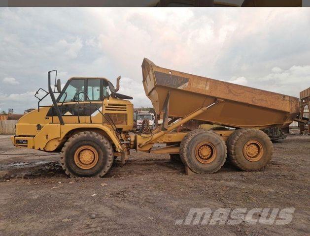CAT 730 Dumper - Knickgelenk