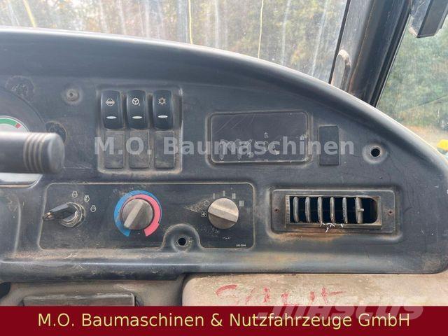 CAT 730 / Dumper / Dumper - Knickgelenk