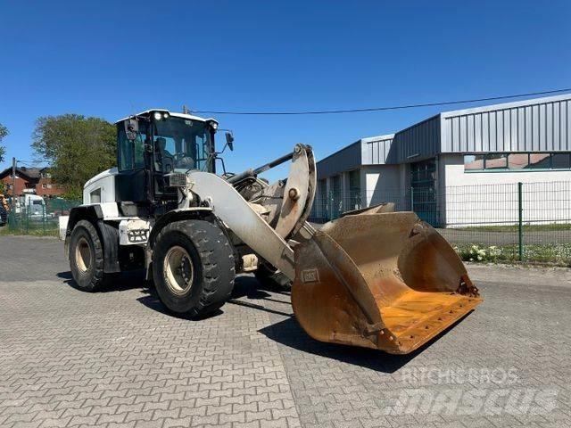 CAT 938 M / High Lift Radlader