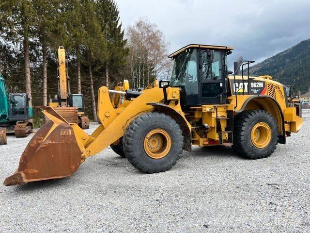 CAT 962M Steering Radlader