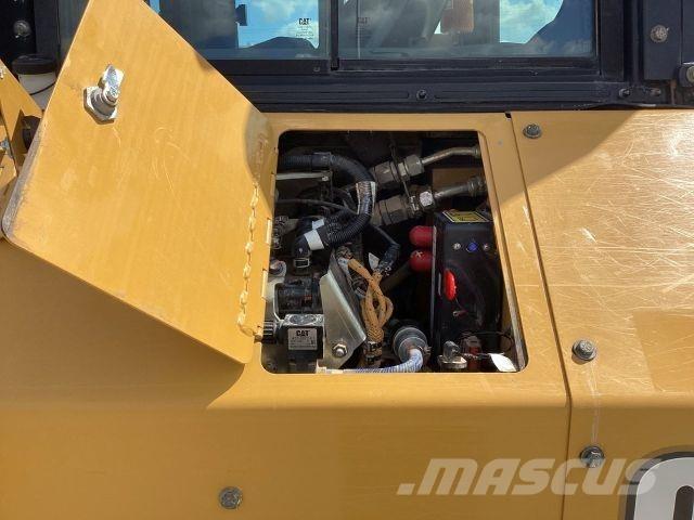 CAT D5 Sonstige Baumaschinen