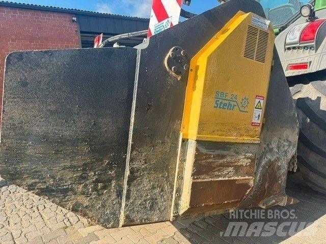  Fräse Stehr SBF 24 Strassenfertiger