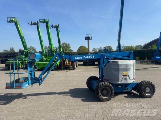Genie Z-34/22 Gelenkteleskoparbeitsbühnen