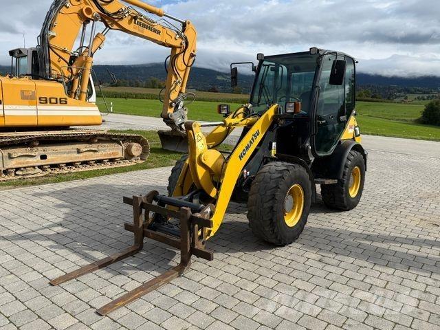 Komatsu WA70-5 Radlader