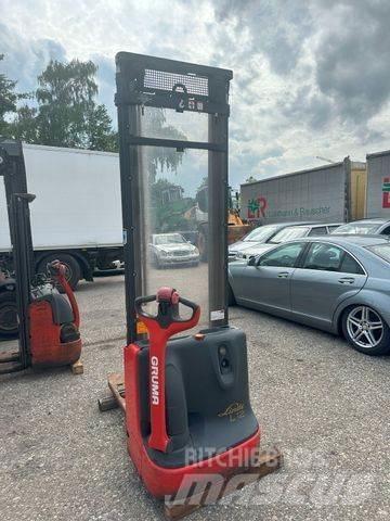 Linde L12 Hochhub-Kommissionierer