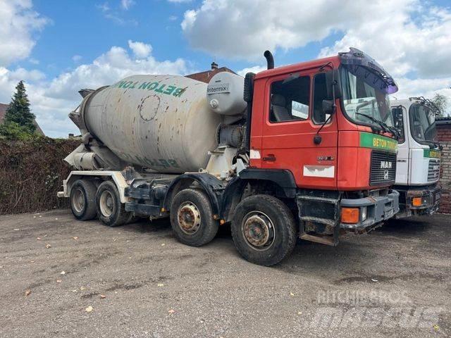 MAN 32.372 8x4 10m³ Betonmischer