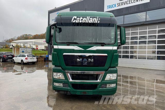 MAN TGX 26.480 6x2 Pritsche & Plane