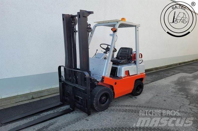 Nissan FO1 A15U Gasstapler
