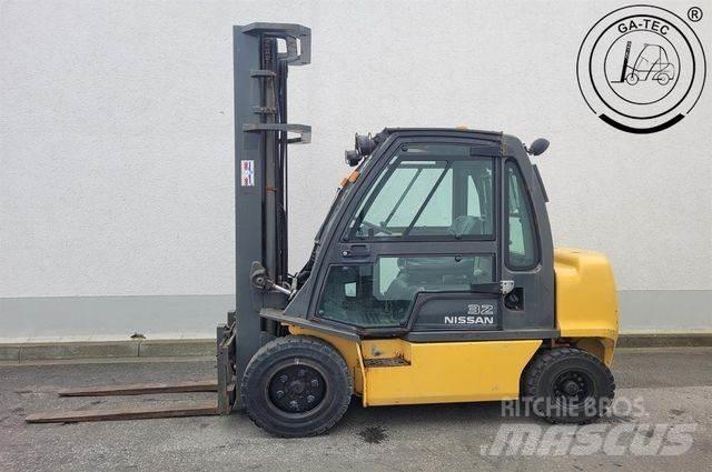 Nissan YG1D2A320 Dieselstapler