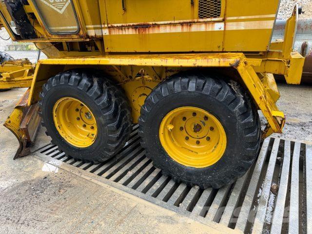 O&K O&amp;K GRADER Strassenfertiger