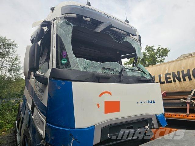 Renault T 440 Sattelzugmaschinen